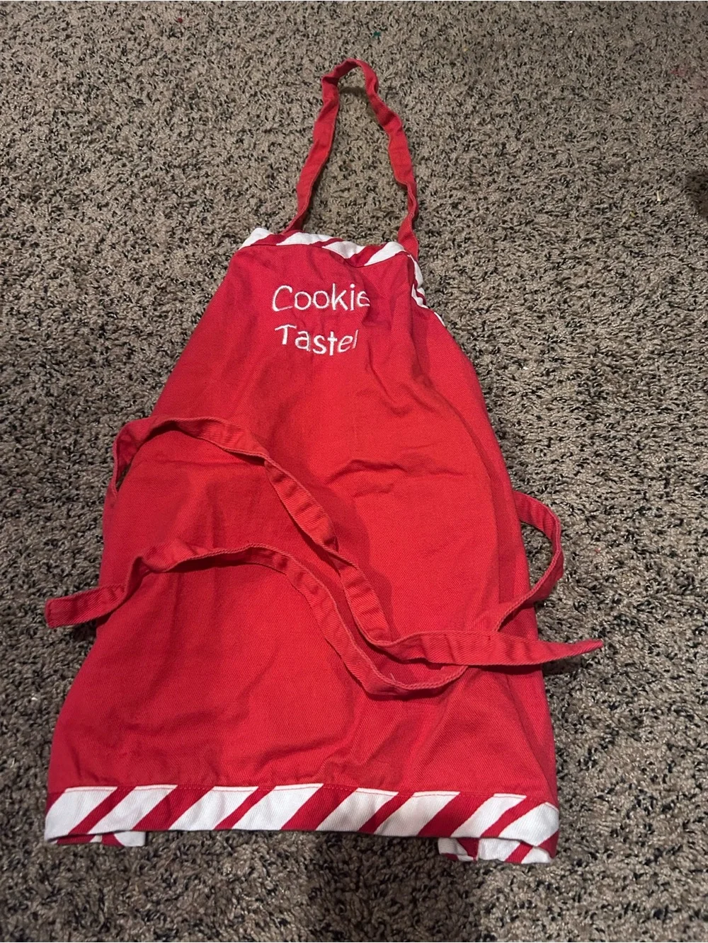 Free w bundle William Sonoma Kids Cookie taster Holiday Apron